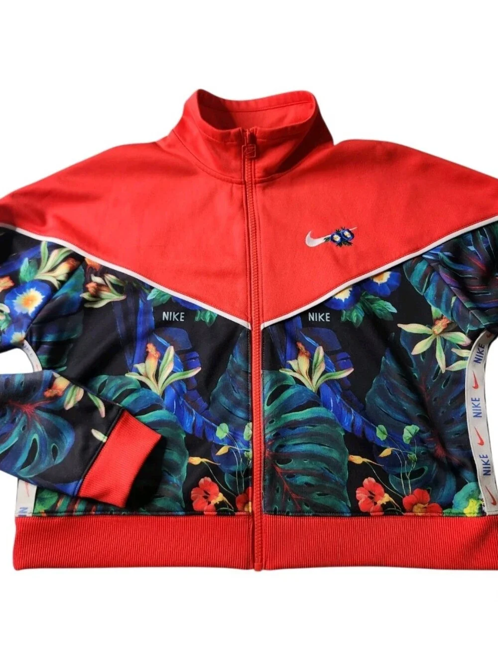 Nike Sportswear Hyper Femme tracksuit, Size XS